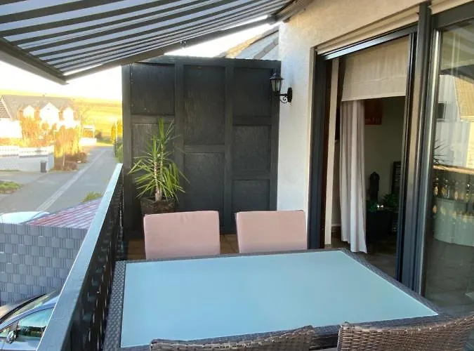 Maifeldtraum Lägenhet Mertloch